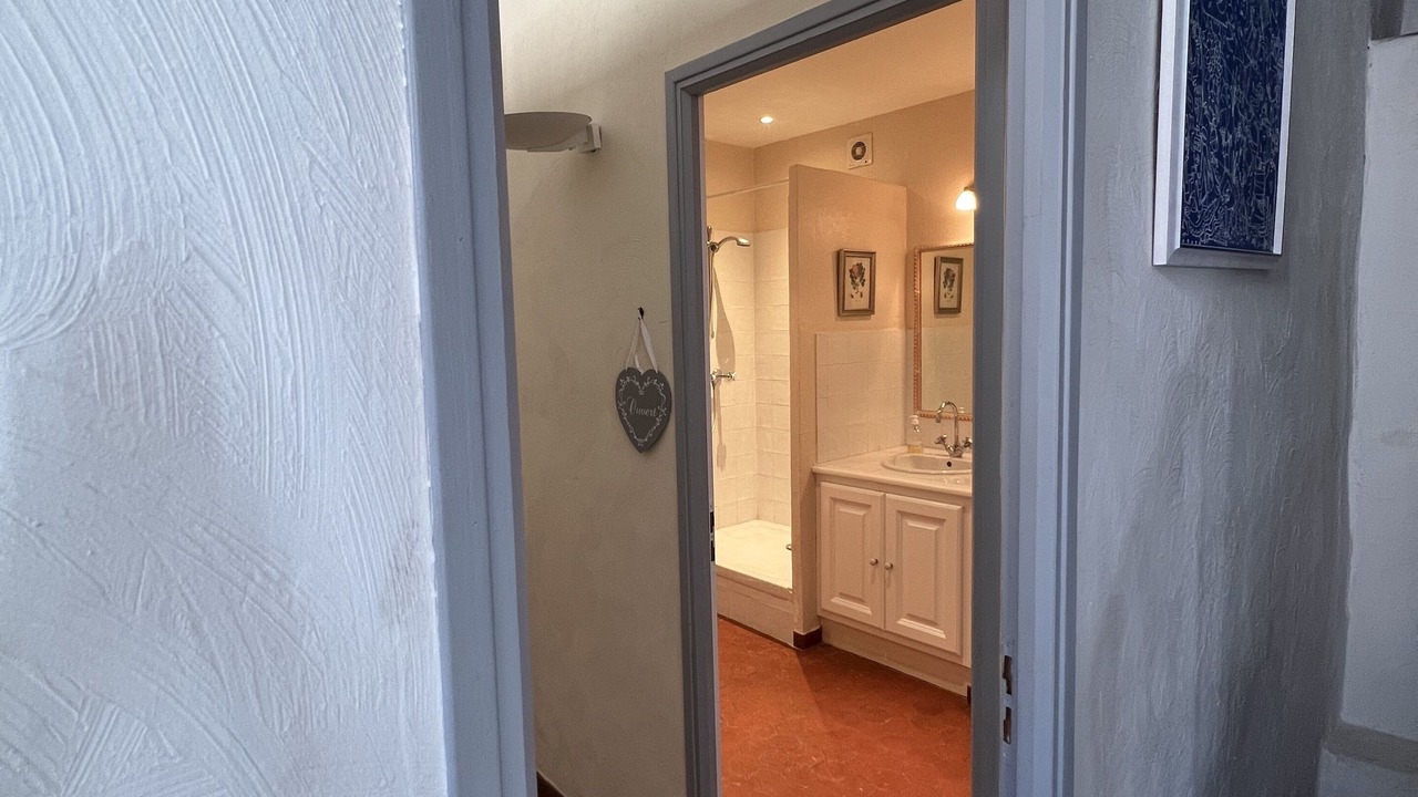 Photo of Bathroom in Tourrettes