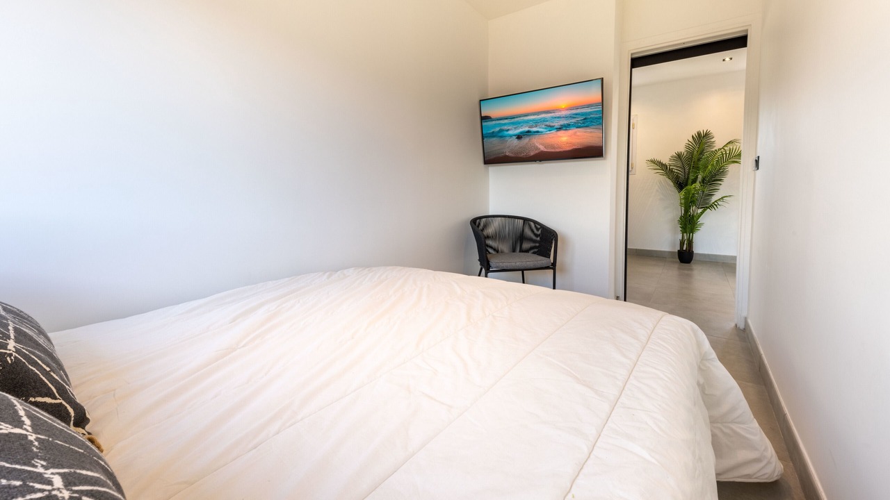 Photo of Bedroom in Carnot