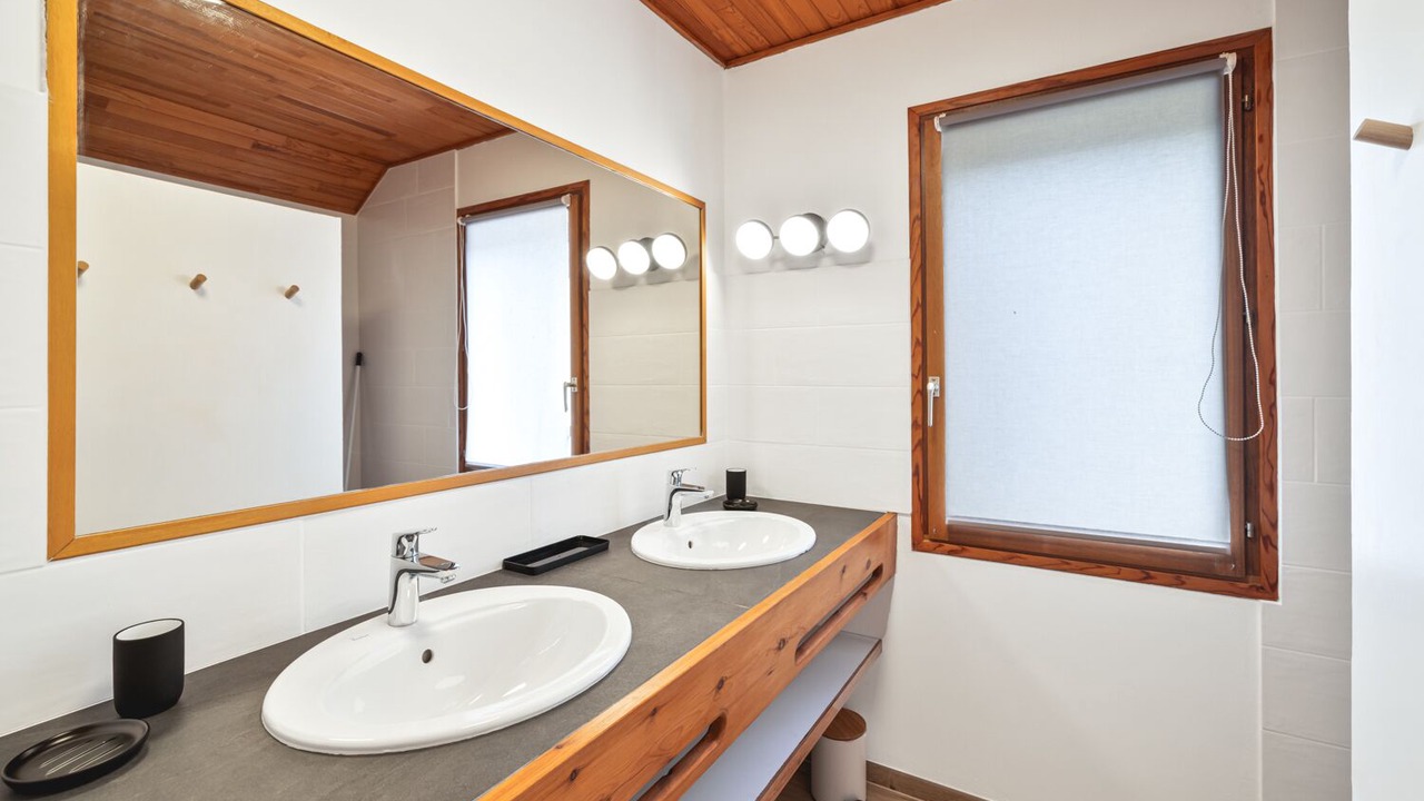Photo of Bathroom in Pelvoux