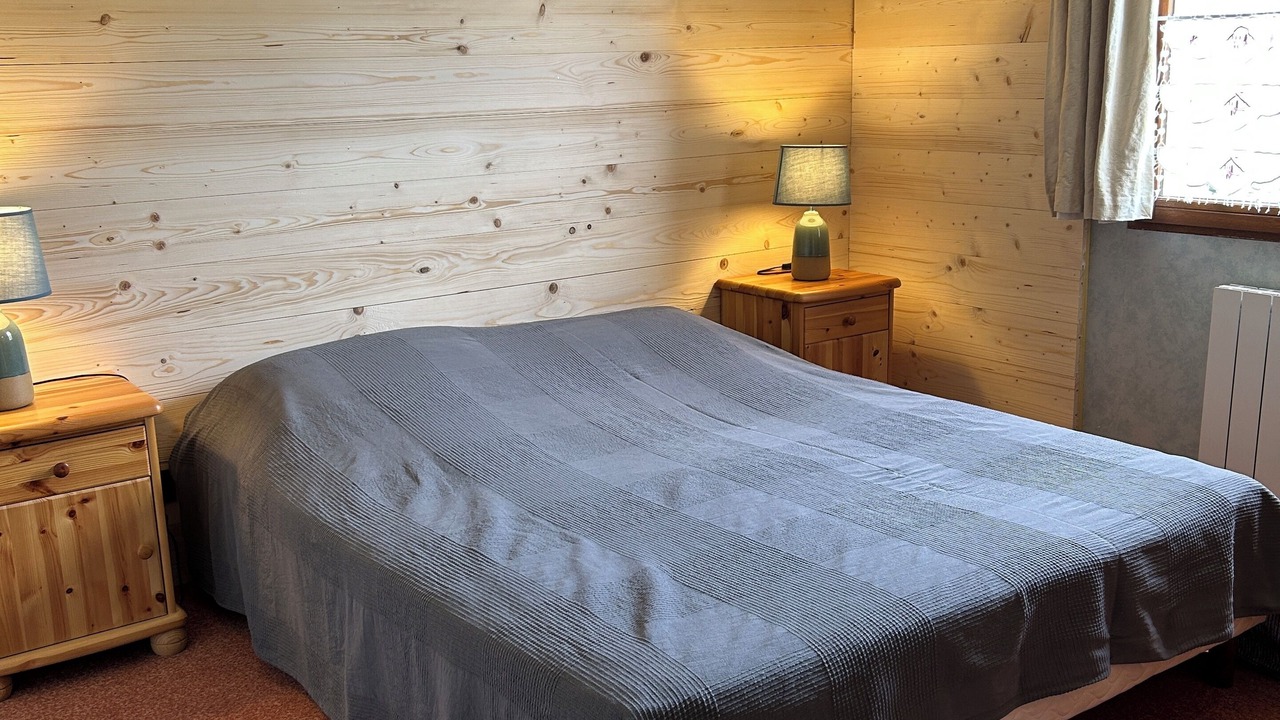 Photo of Bedroom in Enchastrayes