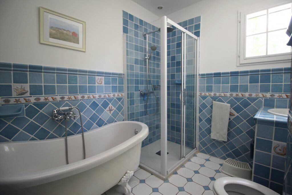 Photo of Bathroom in Cotignac