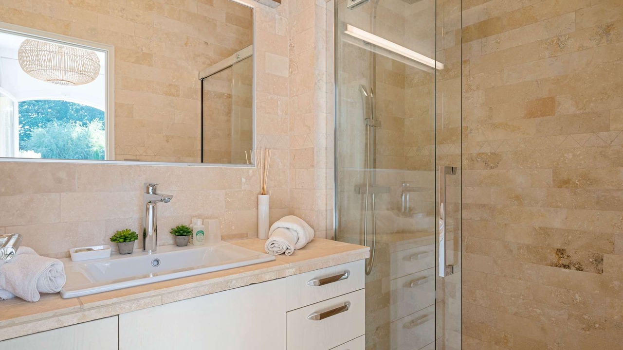 Photo of Bathroom in Orgon