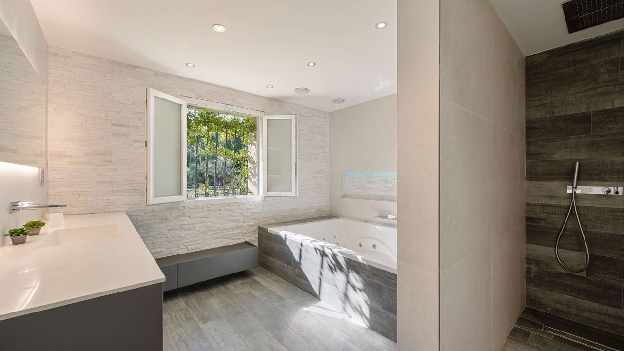Photo of Bathroom in Orgon