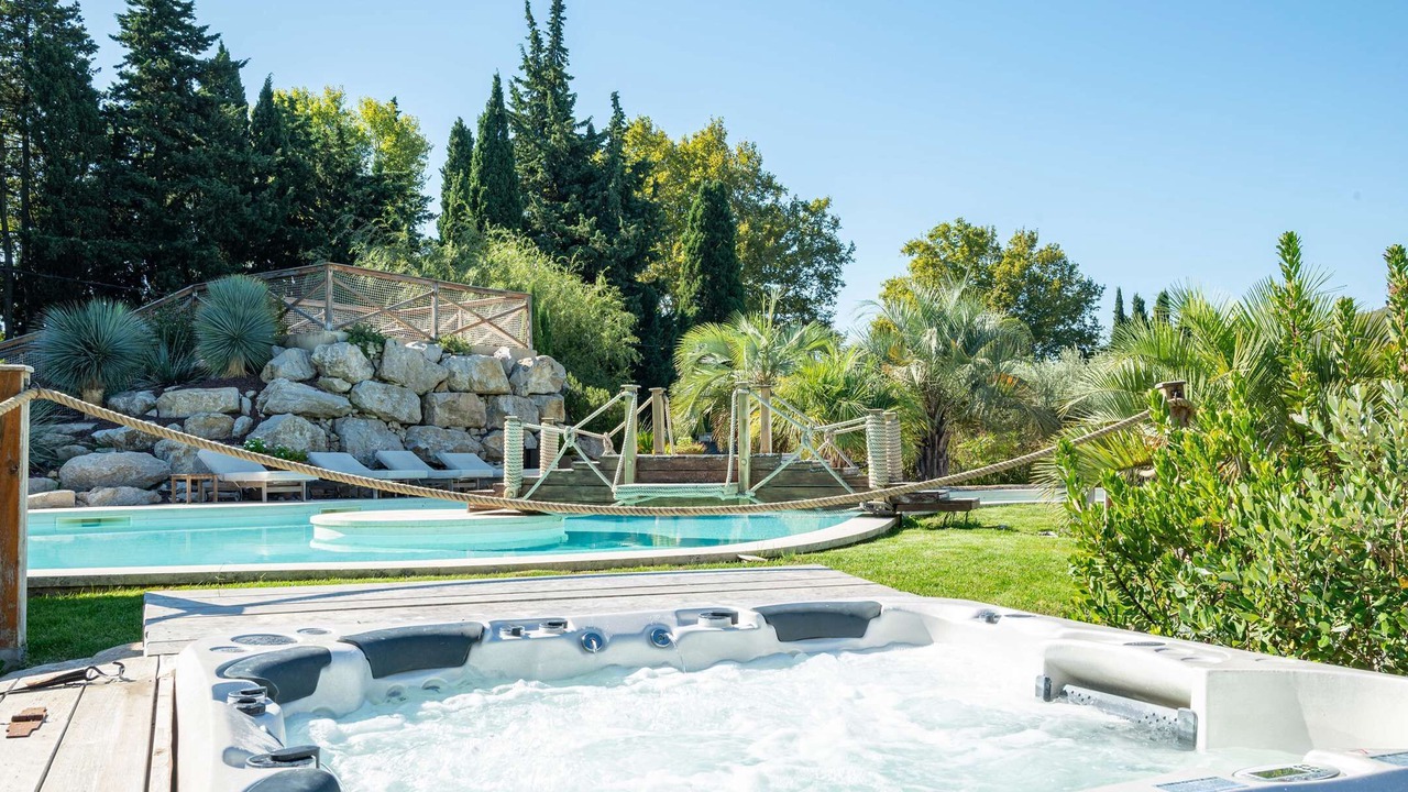 Photo of Outdoor in Orgon