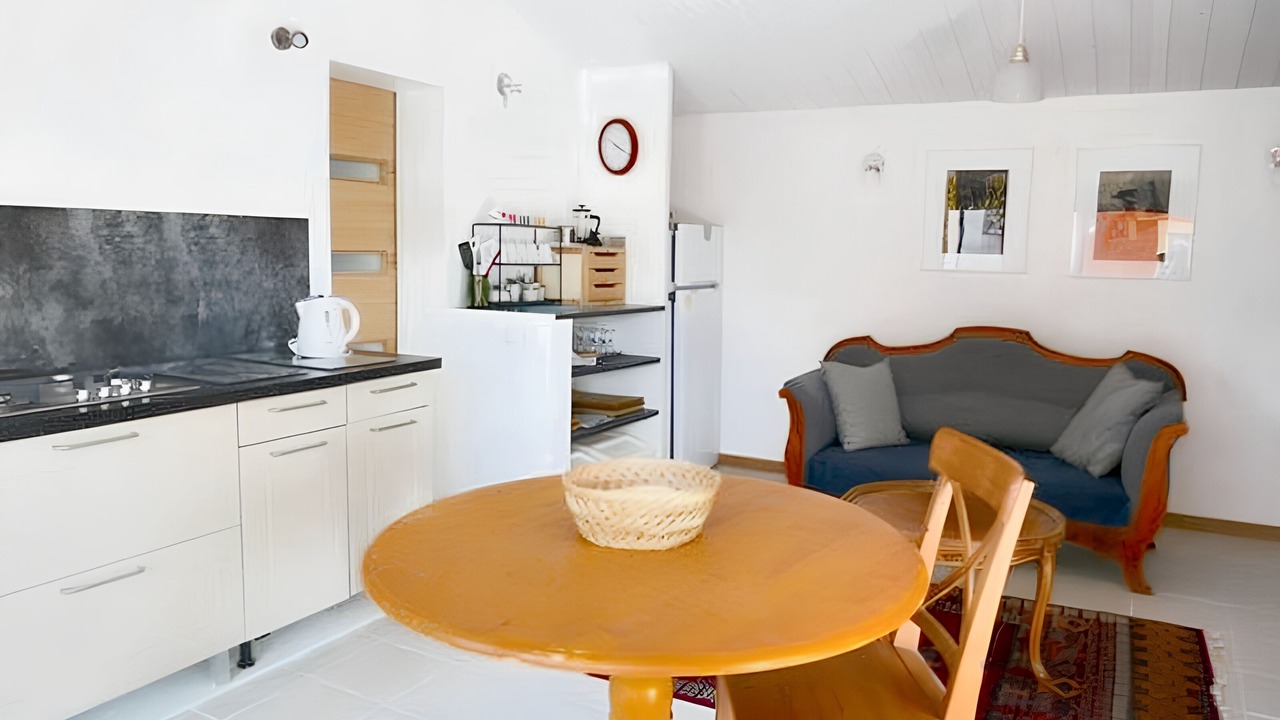 Photo of Livingroom in Saint-Quentin-la-Poterie