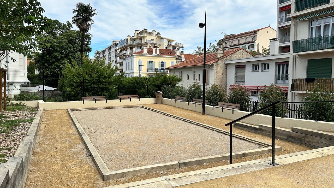 Photo of Outdoor in Carnot