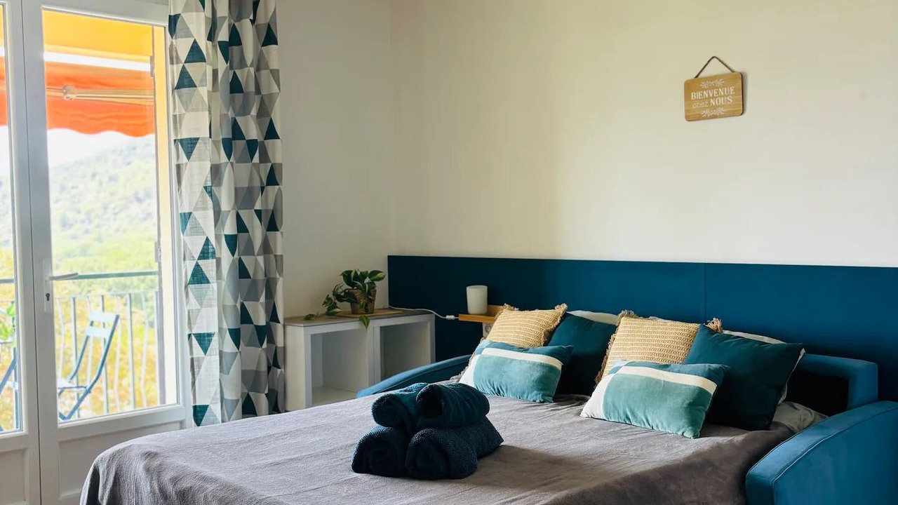 Photo of Bedroom in Greoux-les-Bains