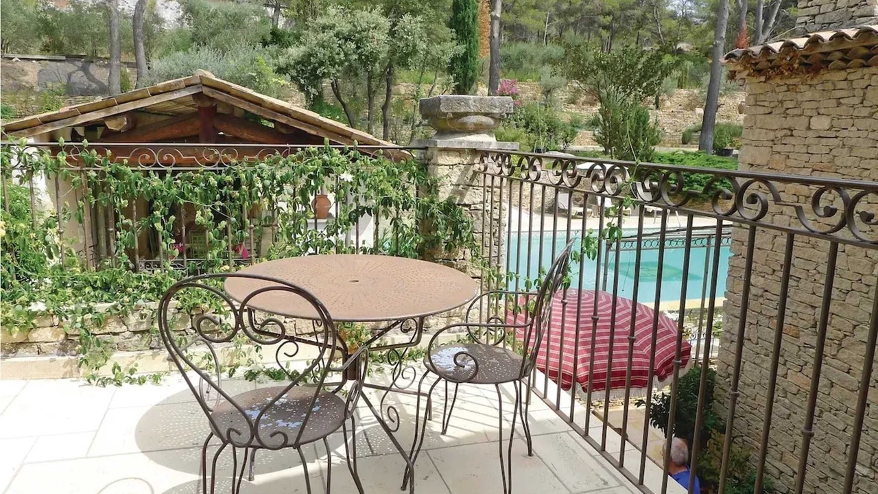 Photo of Outdoor in Orgon
