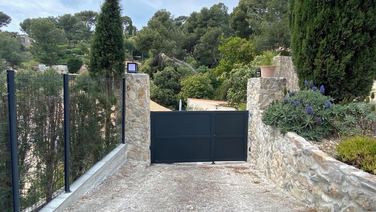 Photo of Others in Hyeres