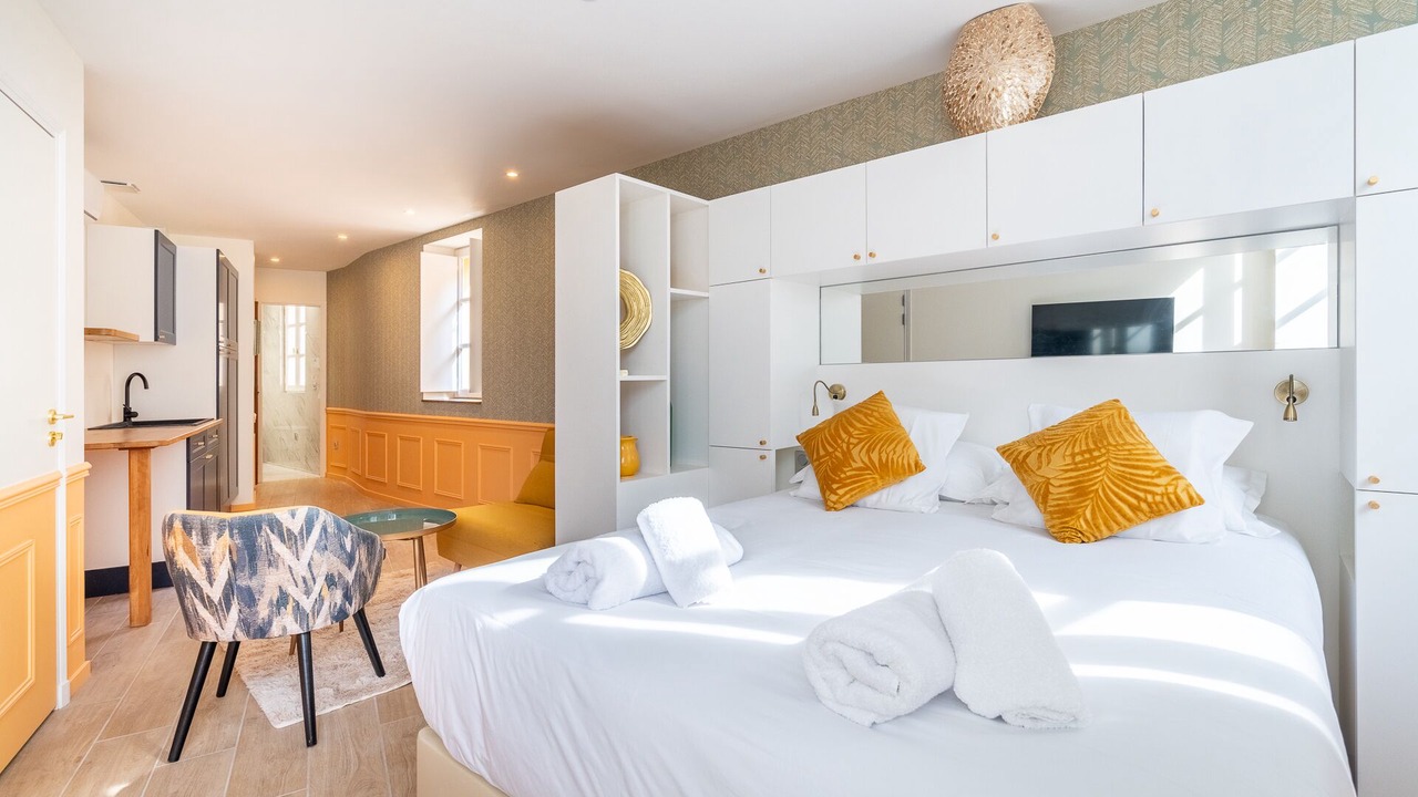 Photo of Bedroom in Salon-de-Provence