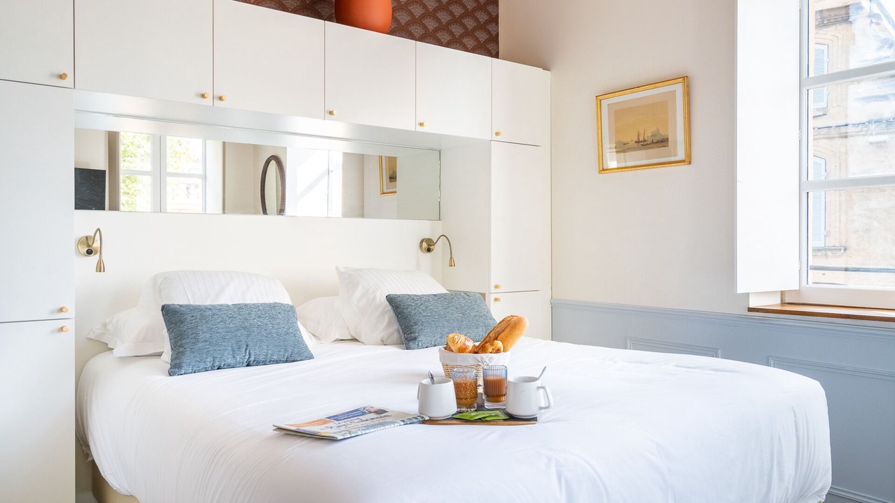 Photo of Bedroom in Salon-de-Provence