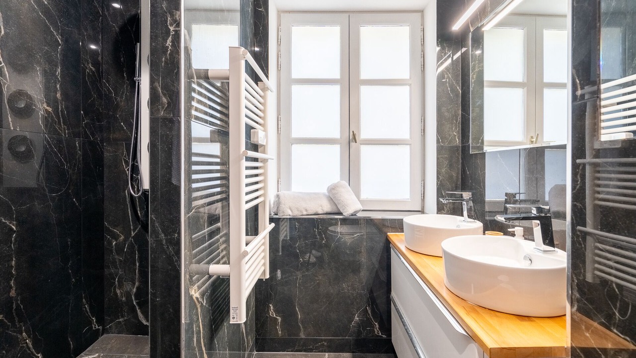 Photo of Bathroom in Salon-de-Provence