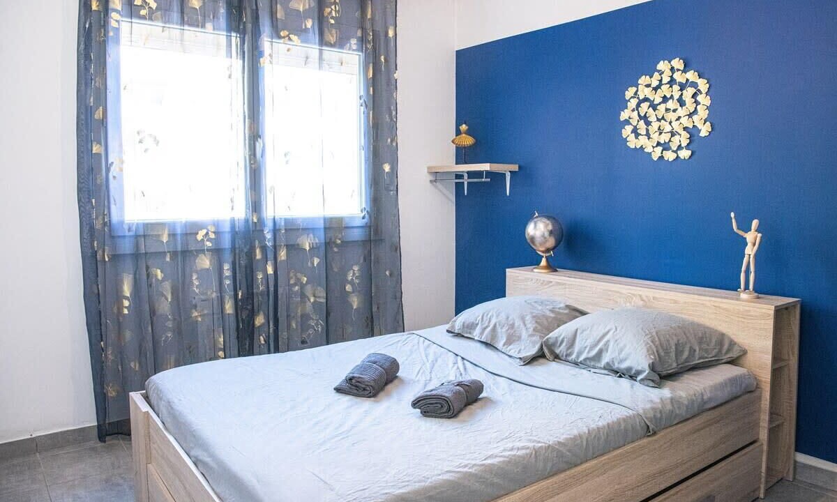 Photo of Bedroom in Saint-Lambert