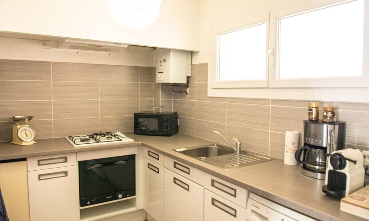 Photo of Kitchen in Saint-Lambert