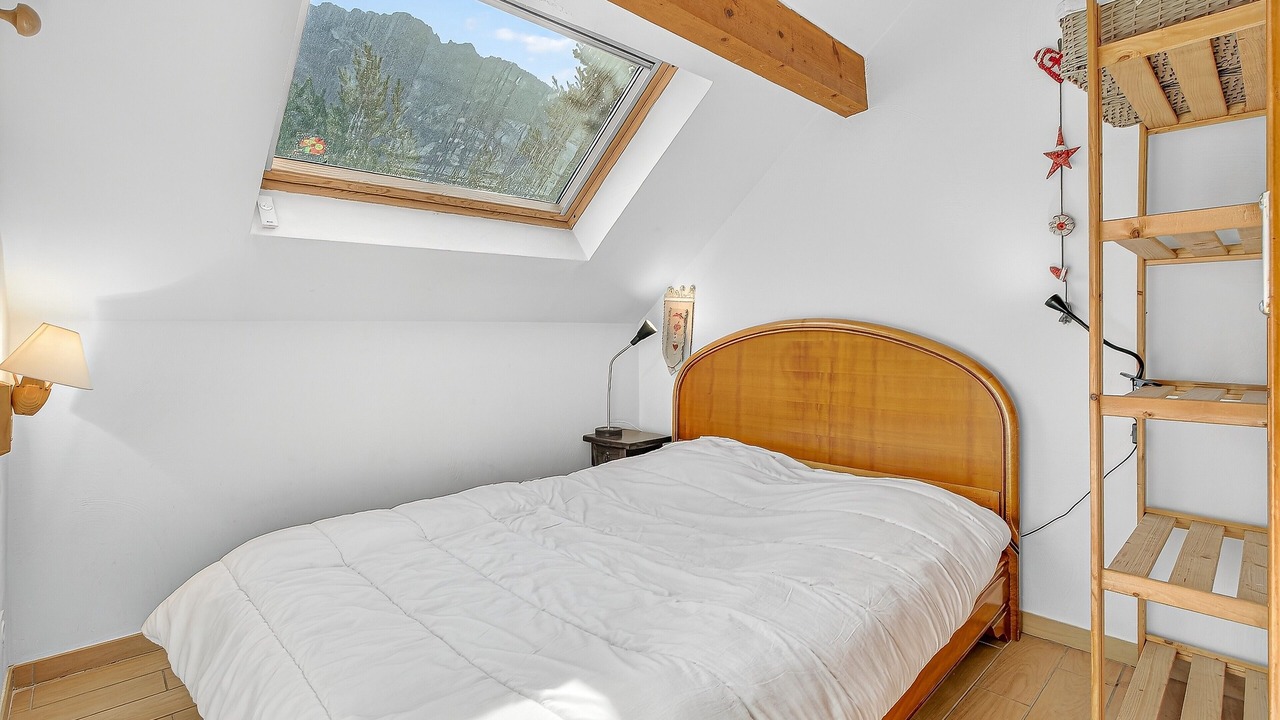 Photo of Bedroom in Meolans-Revel