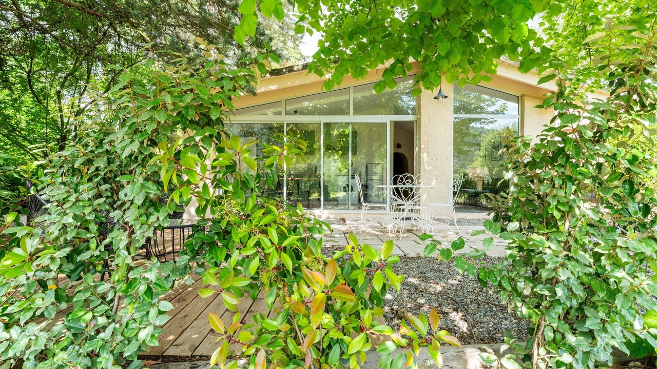 Photo of Outdoor in Apt