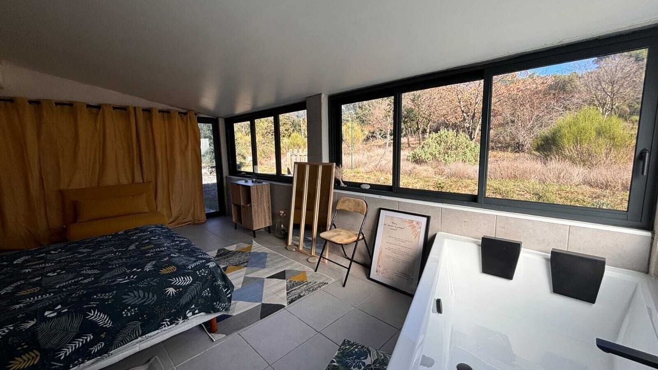 Photo of Bedroom in Ampus