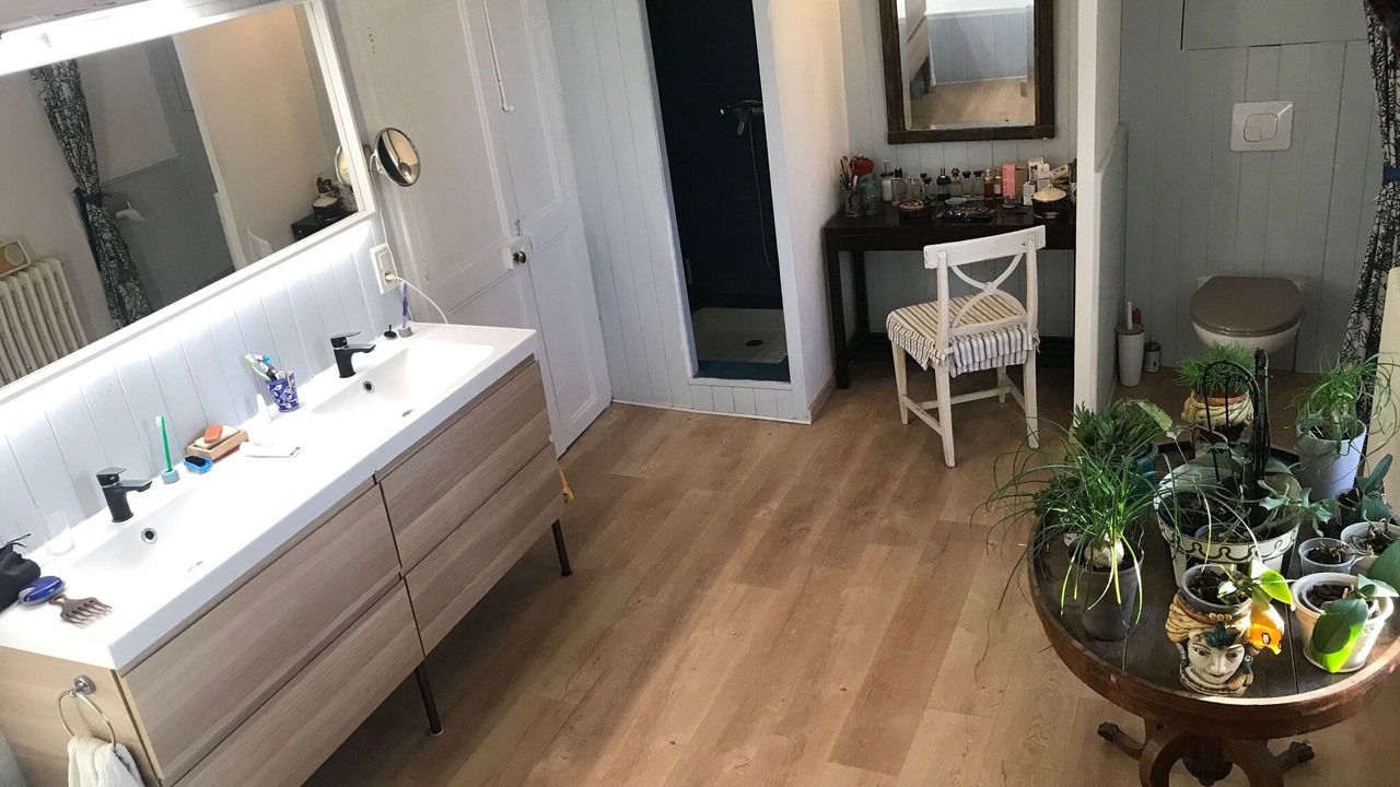 Photo of Bathroom in Peret