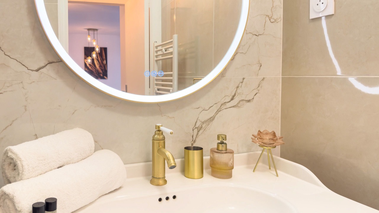 Photo of Bathroom in Cannes