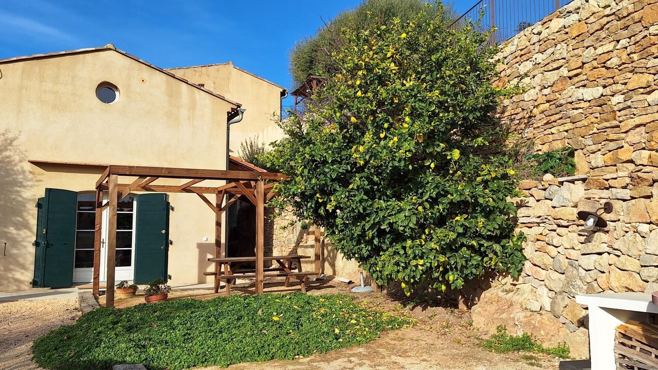 Photo of Outdoor in La Cadiere-d'Azur