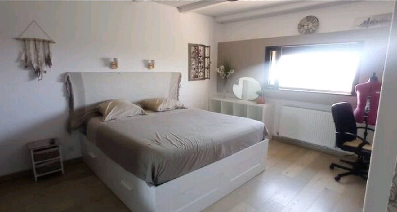 Photo of Bedroom in Simiane-Collongue