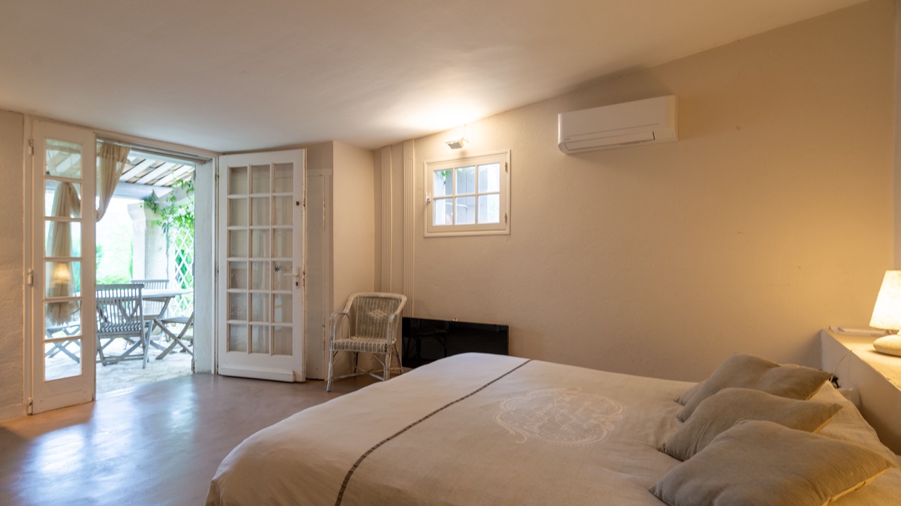 Photo of Bedroom in Bonnieux