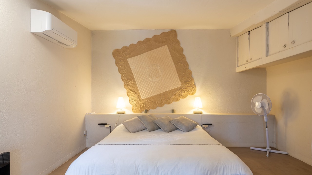 Photo of Bedroom in Bonnieux
