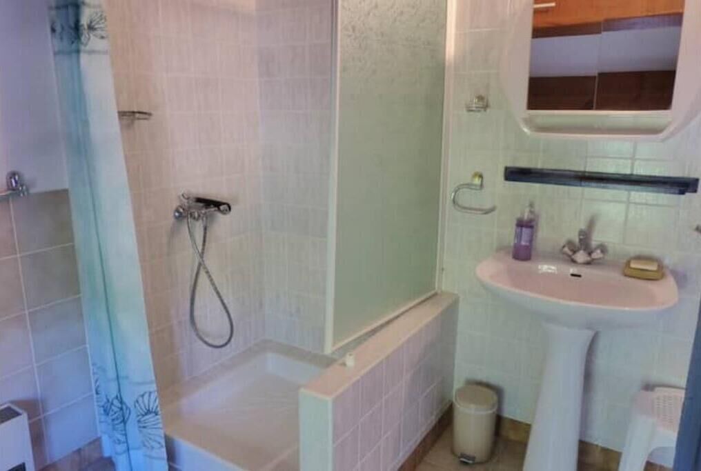 Photo of Bathroom in Tavernes