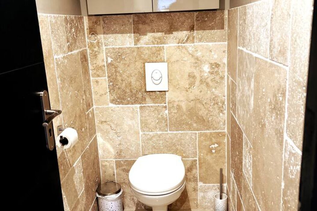 Photo of Bathroom in Arles