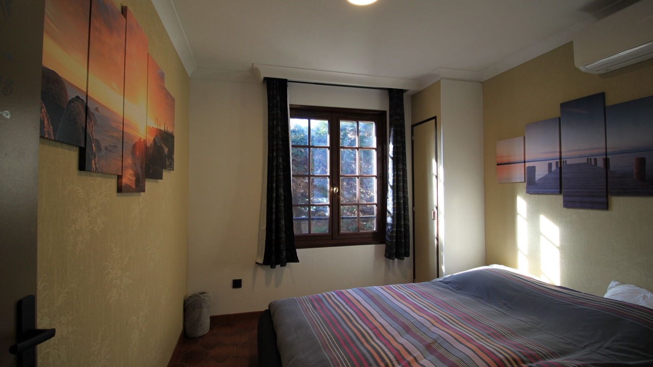 Photo of Bedroom in Marseillan