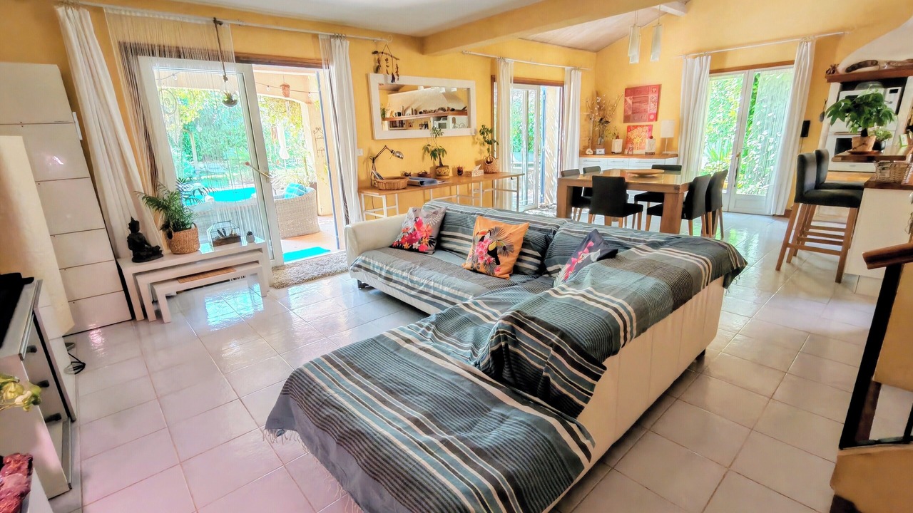 Photo of Livingroom in Ventabren