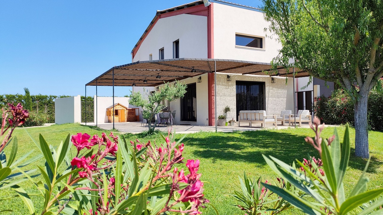 Photo of Outdoor in Maillane