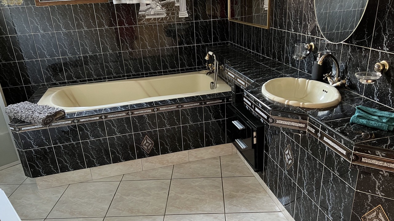 Photo of Bathroom in Villeneuve-les-Beziers