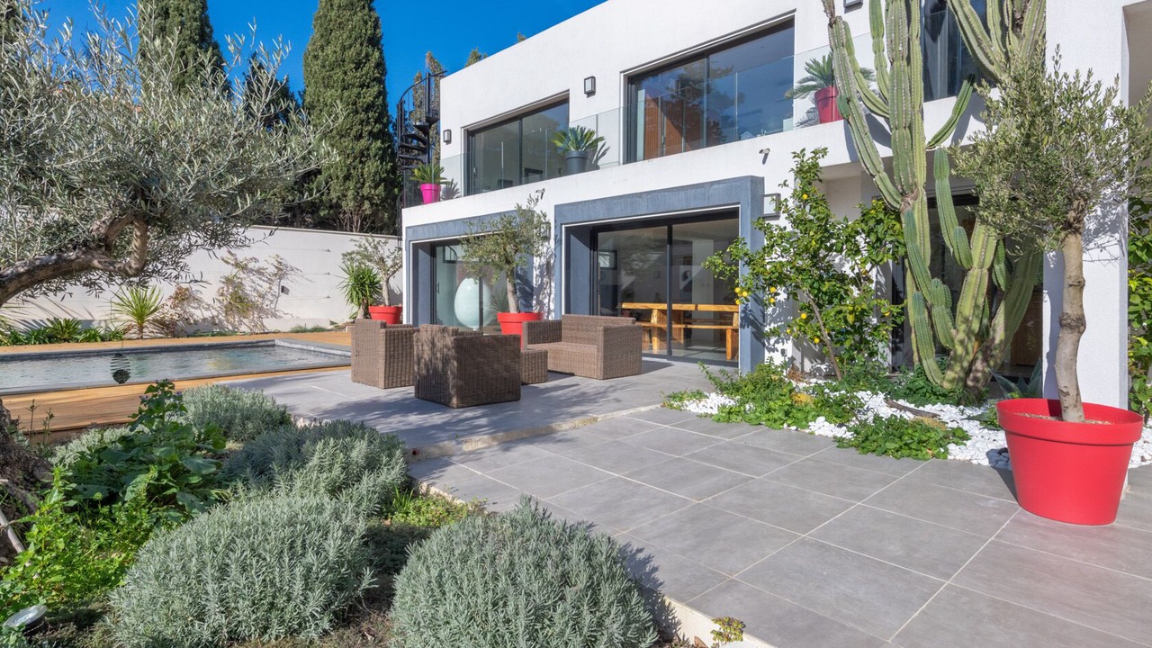 Photo of Patio Balcony in Les Baumettes
