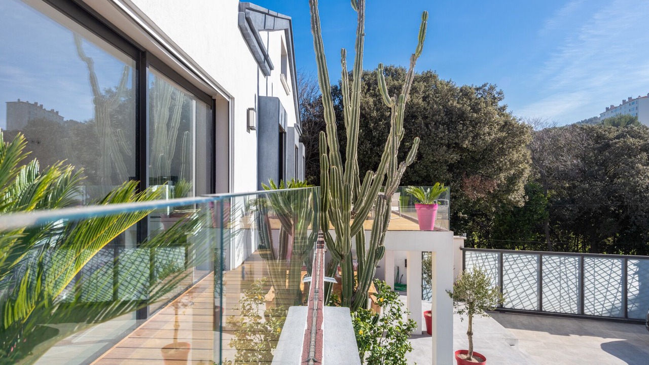 Photo of Patio Balcony in Les Baumettes
