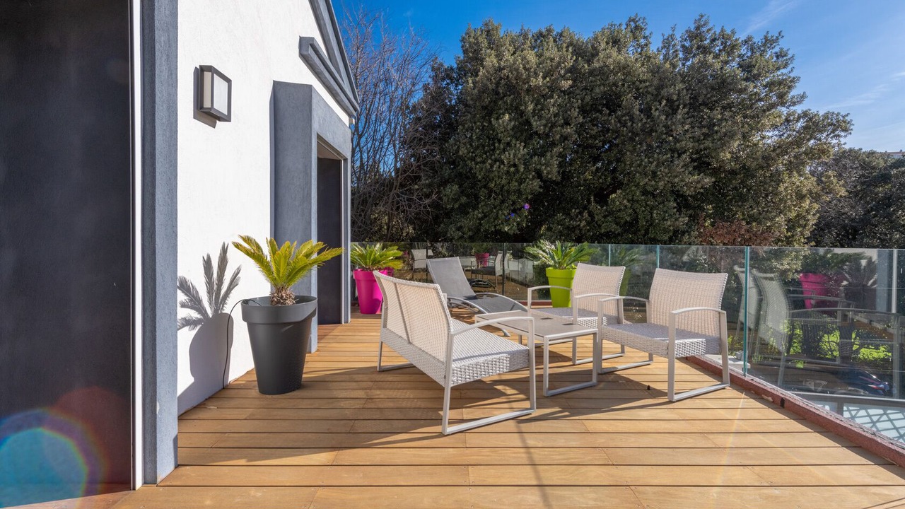 Photo of Patio Balcony in Les Baumettes