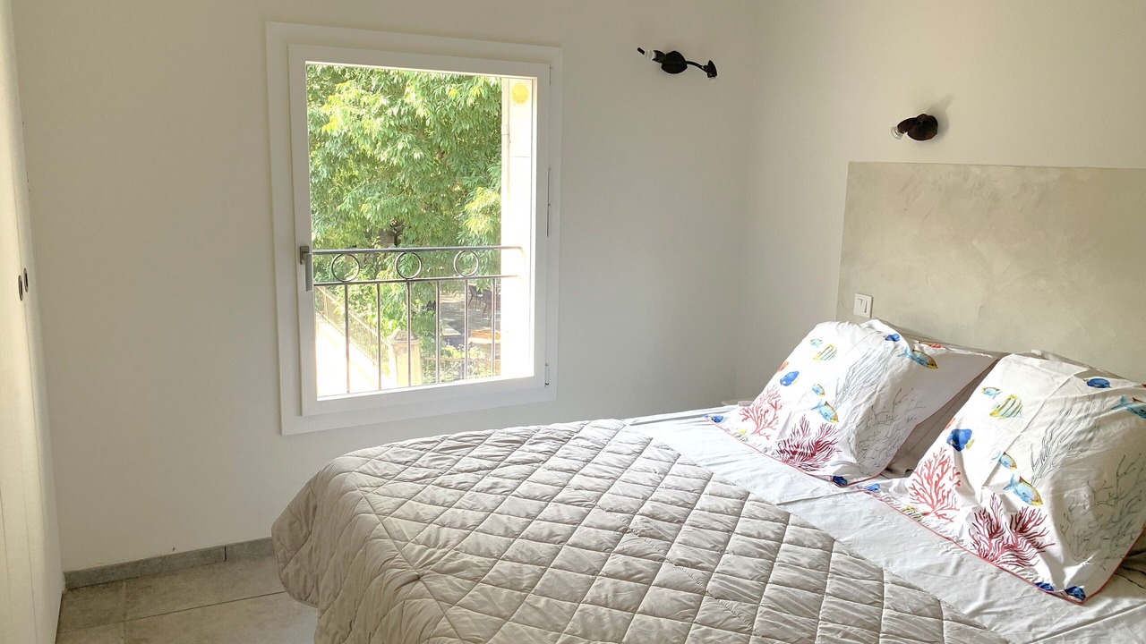 Photo of Bedroom in Eygalieres