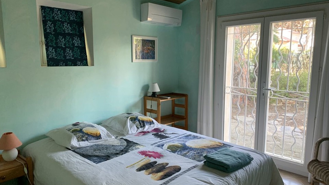 Photo of Bedroom in Hyeres