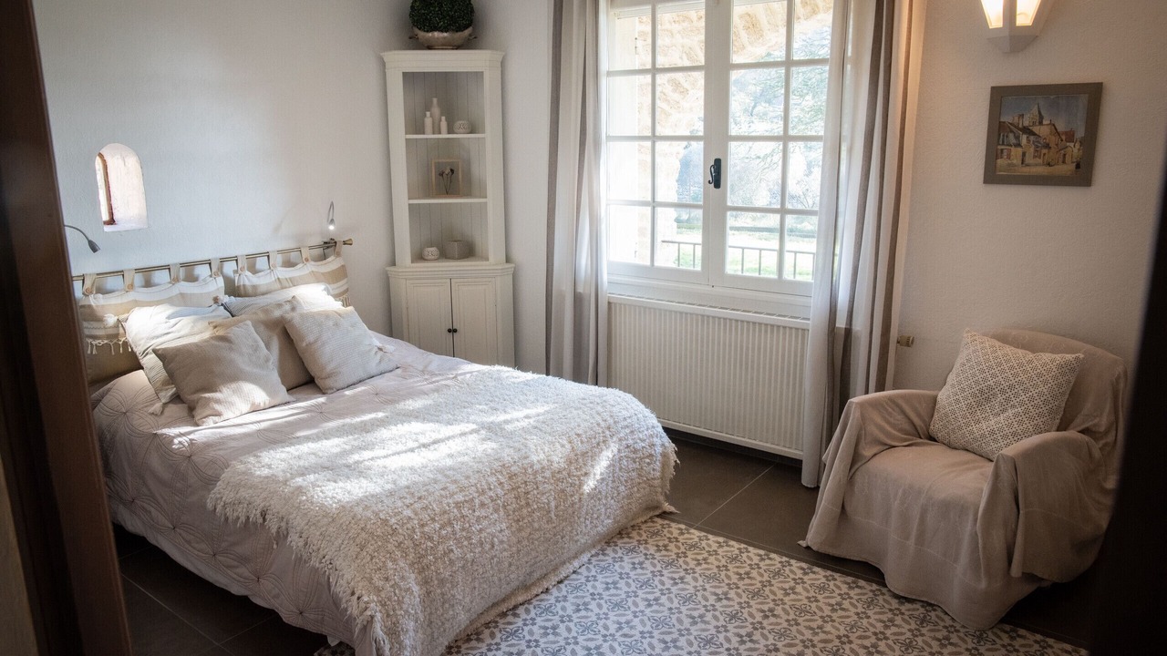 Photo of Bedroom in Saint-Chamas