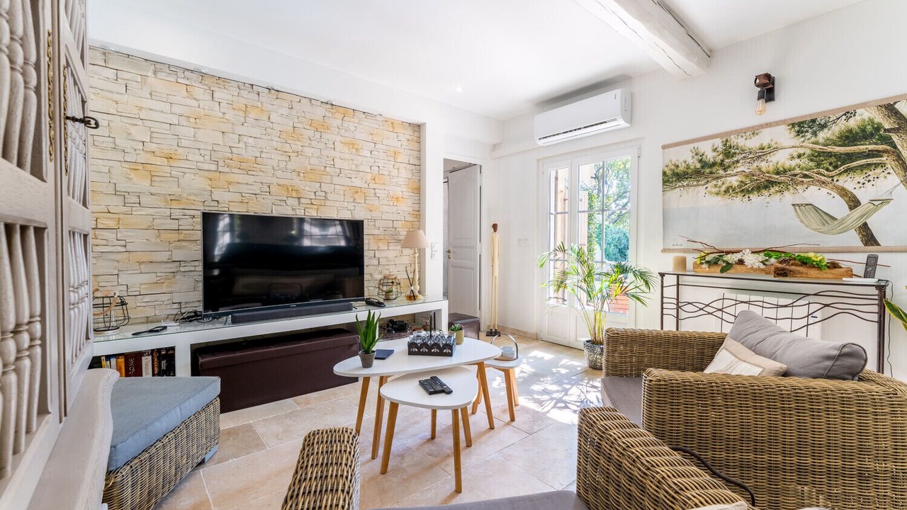 Photo of Livingroom in Vernegues