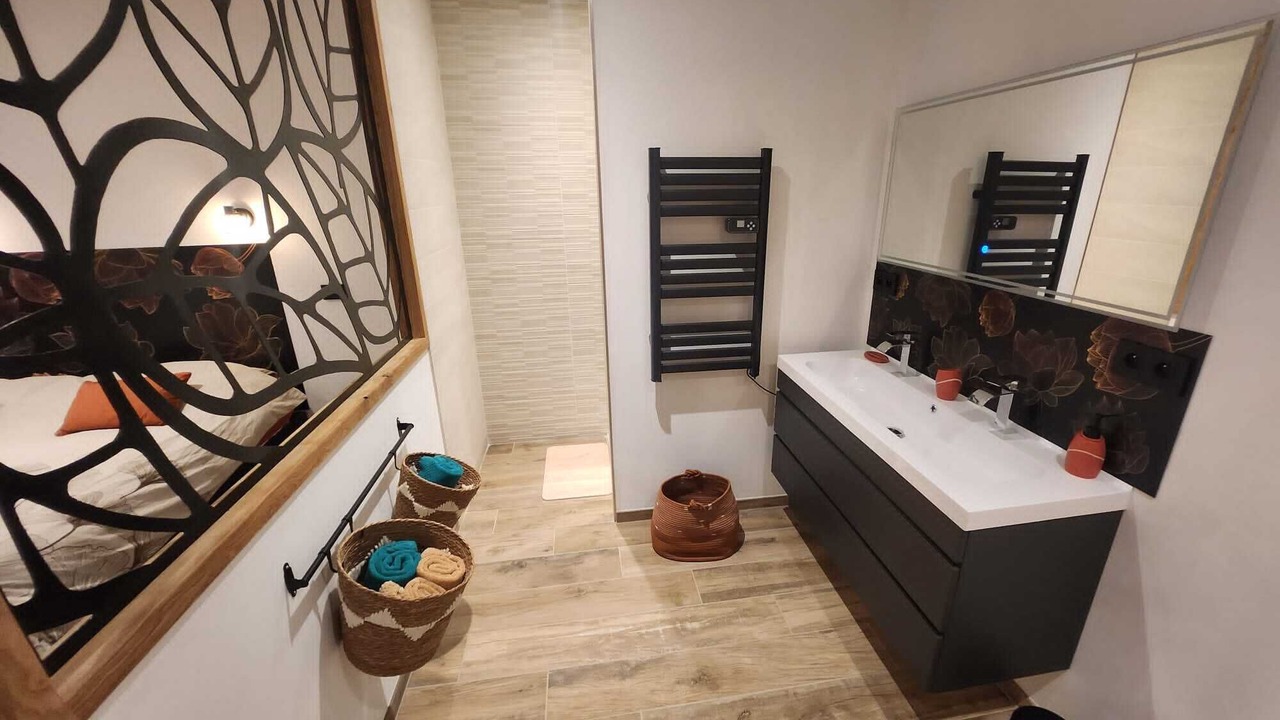 Photo of Bathroom in Graveson