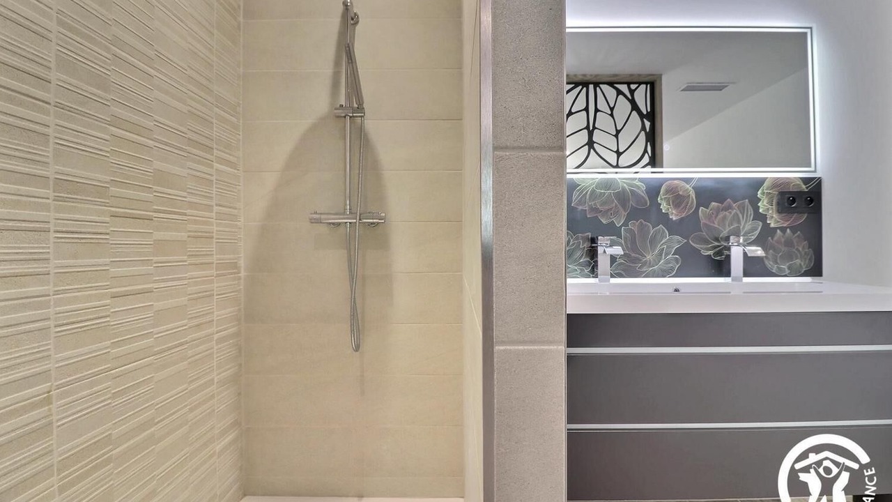 Photo of Bathroom in Graveson