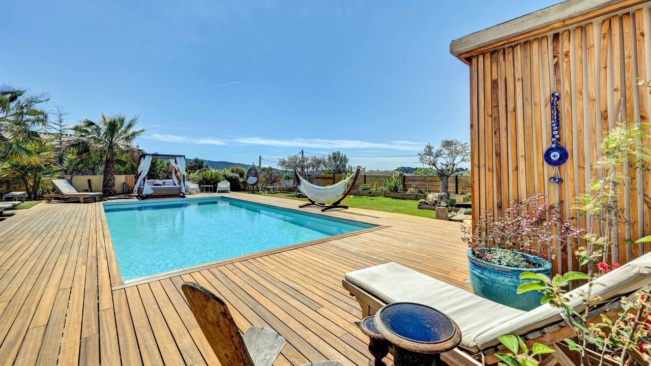 Photo of Outdoor in Est