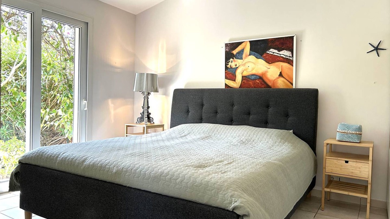 Photo of Bedroom in Bormes-Les-Mimosas