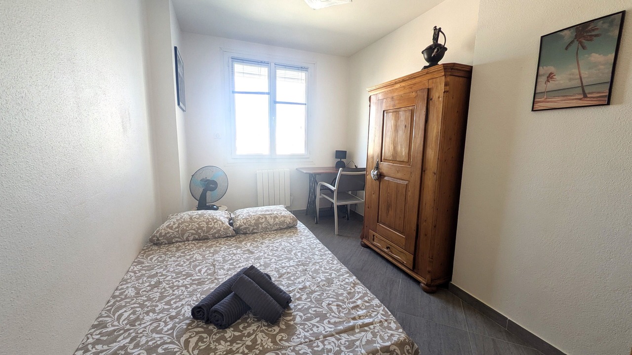 Photo of Bedroom in Palavas-les-Flots