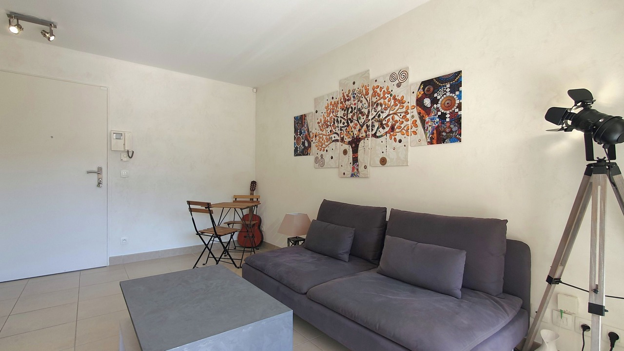 Photo of Livingroom in Montredon