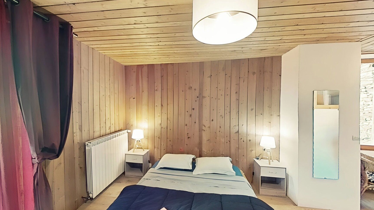 Photo of Bedroom in Molines-en-Queyras