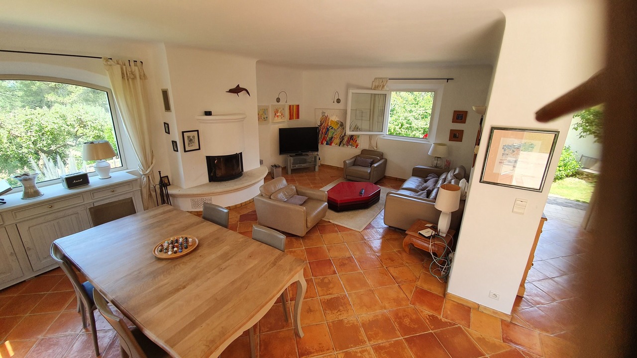 Photo of Livingroom in Peypin