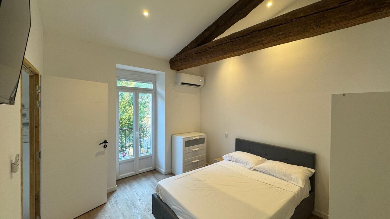 Photo of Bedroom in Faubourg