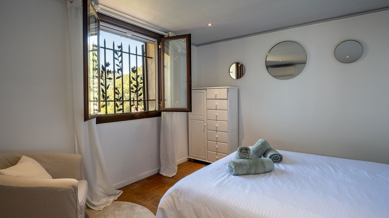 Photo of Bedroom in Eze